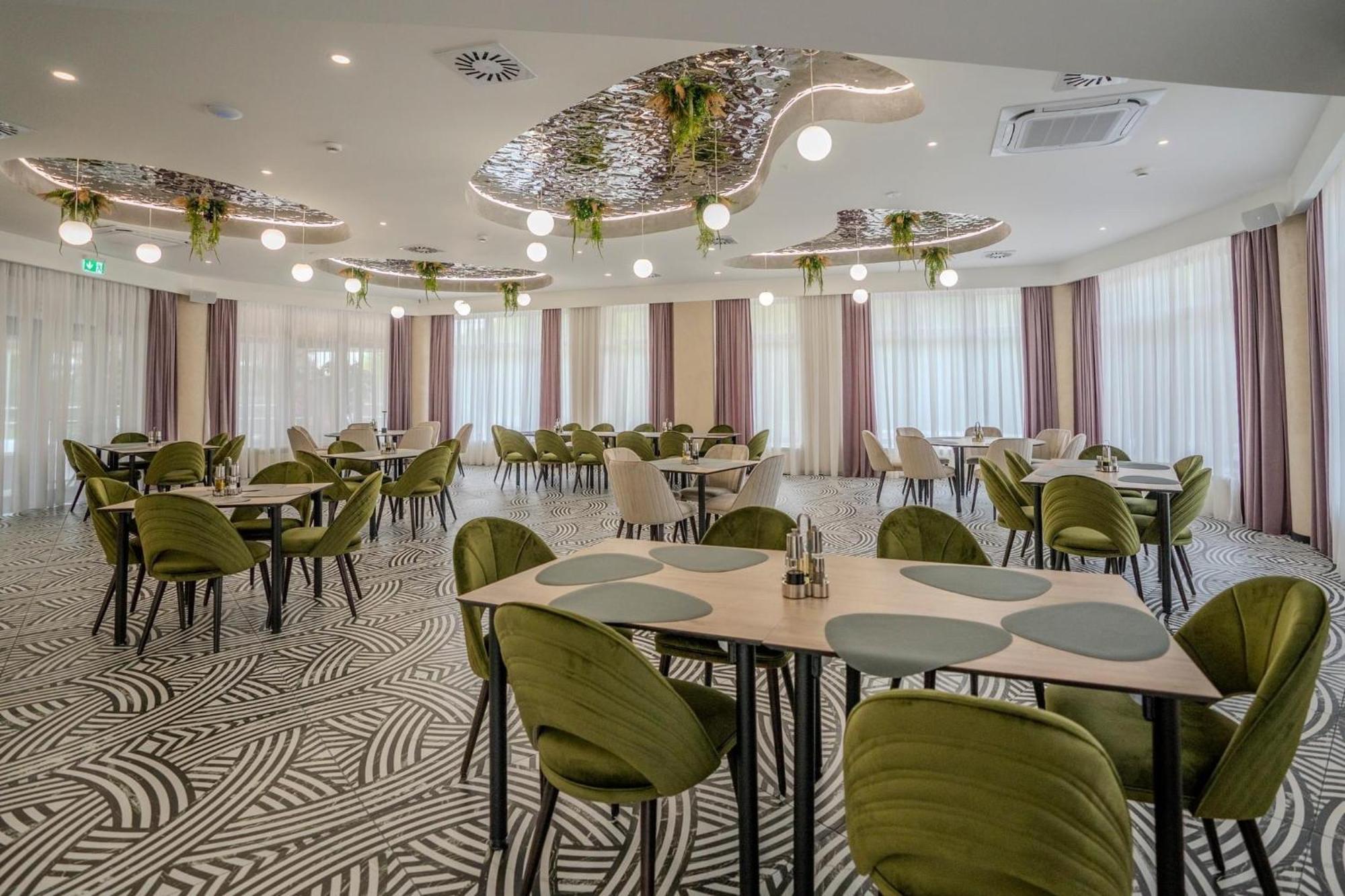 Hotel Emi Mihail Kogalniceanu Екстер'єр фото