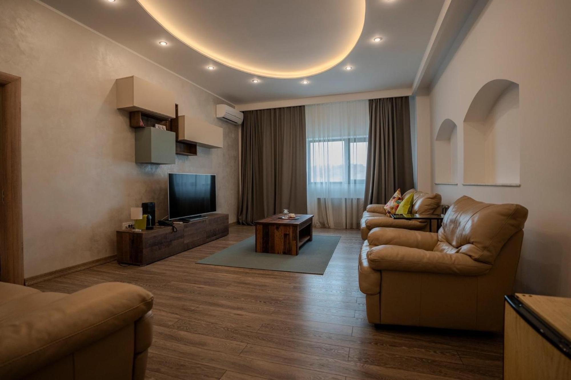 Hotel Emi Mihail Kogalniceanu Екстер'єр фото